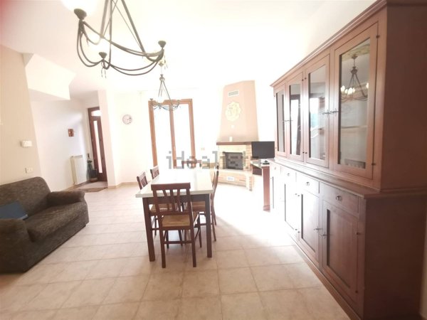 casa indipendente in vendita a Torrita di Siena