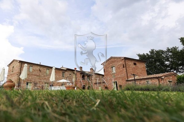 casa indipendente in vendita a Torrita di Siena