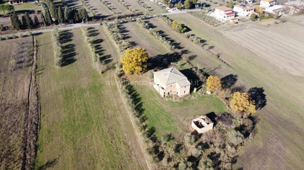 casa indipendente in vendita a Torrita di Siena