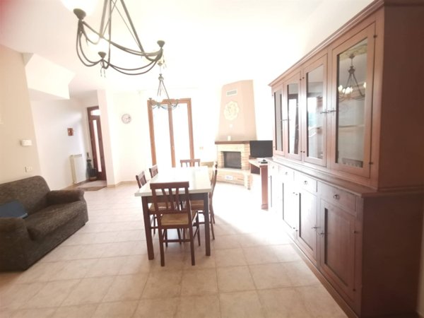 casa indipendente in vendita a Torrita di Siena