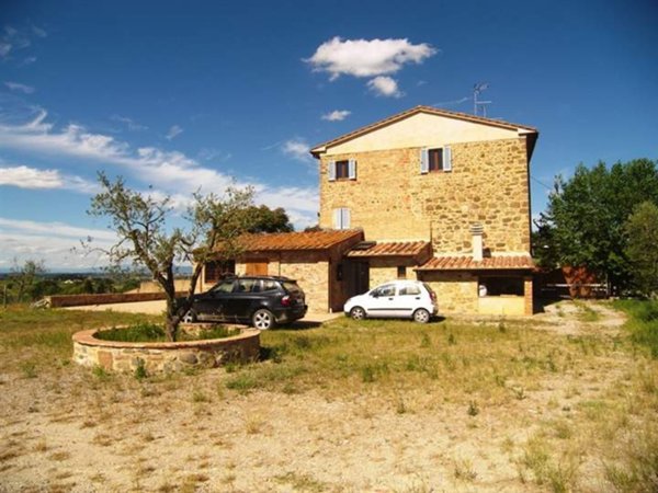 casa indipendente in vendita a Torrita di Siena