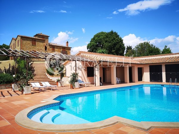 casale in vendita a Torrita di Siena