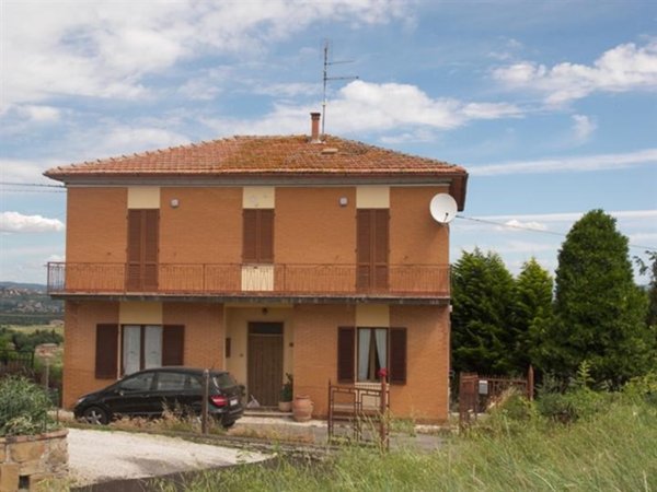casa indipendente in vendita a Torrita di Siena