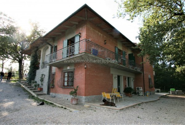 casa indipendente in vendita a Torrita di Siena in zona Montefollonico
