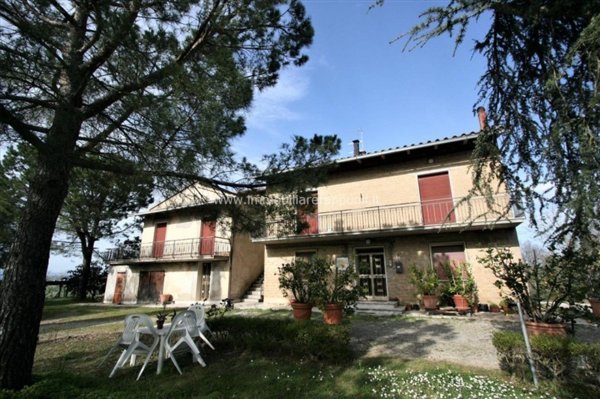 casa indipendente in vendita a Torrita di Siena