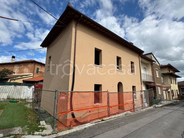 casa indipendente in vendita a Torrita di Siena