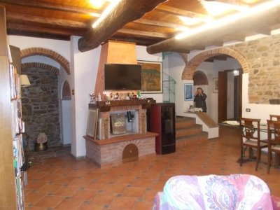 casa indipendente in vendita a Torrita di Siena