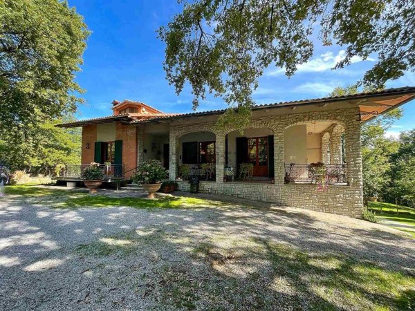 casa indipendente in vendita a Torrita di Siena in zona Montefollonico