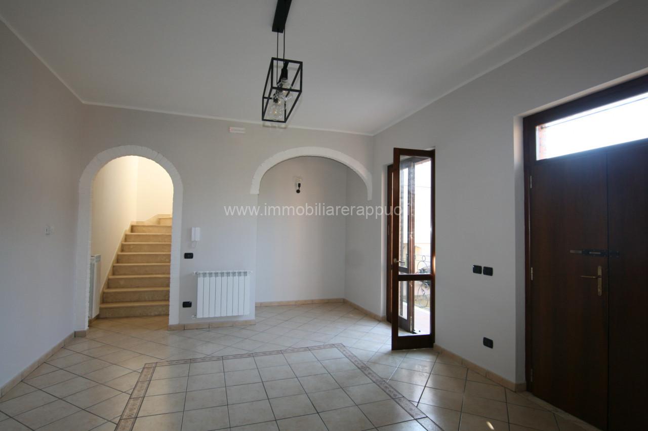 casa indipendente in vendita a Torrita di Siena