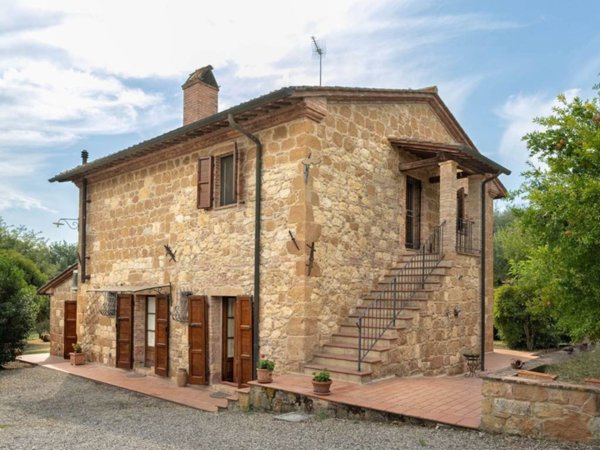 casa indipendente in vendita a Torrita di Siena