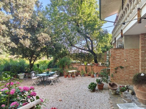 appartamento in vendita a Torrita di Siena in zona Montefollonico
