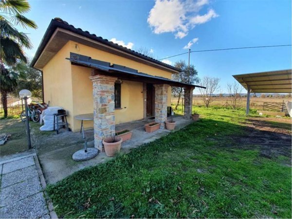 casa indipendente in vendita a Torrita di Siena