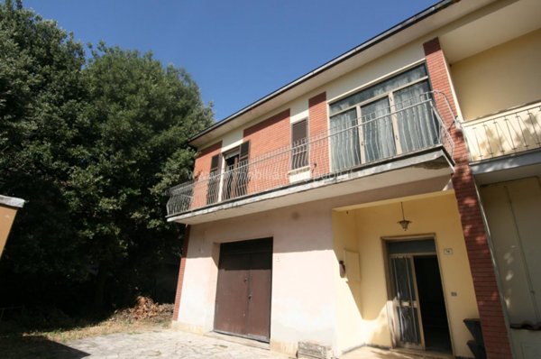 casa indipendente in vendita a Torrita di Siena