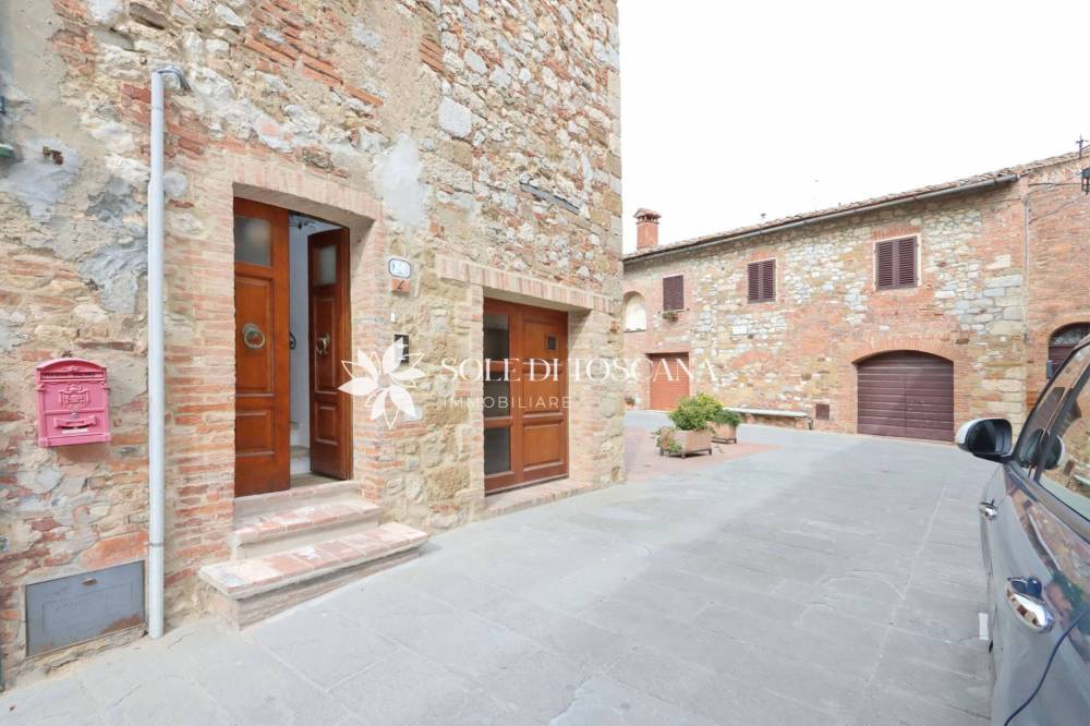 appartamento in vendita a Torrita di Siena in zona Montefollonico