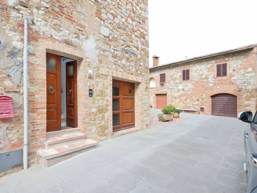appartamento in vendita a Torrita di Siena in zona Montefollonico
