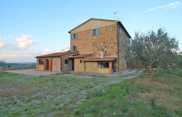 casa indipendente in vendita a Torrita di Siena