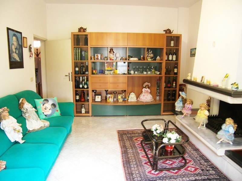 casa indipendente in vendita a Torrita di Siena