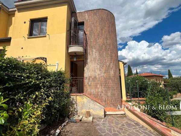 appartamento in vendita a Torrita di Siena in zona Montefollonico