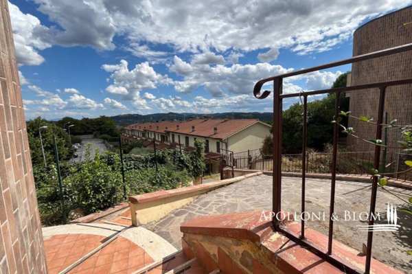 appartamento in vendita a Torrita di Siena in zona Montefollonico