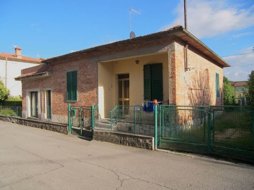 casa indipendente in vendita a Torrita di Siena