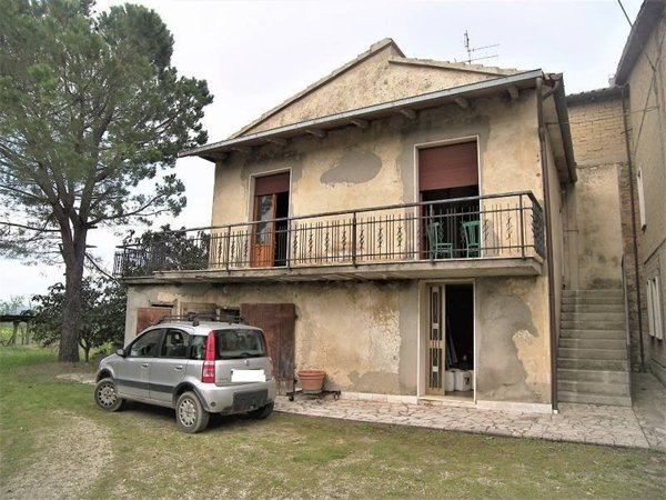 casa indipendente in vendita a Torrita di Siena