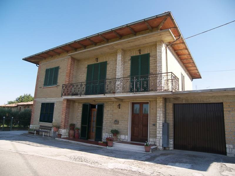 casa indipendente in vendita a Torrita di Siena