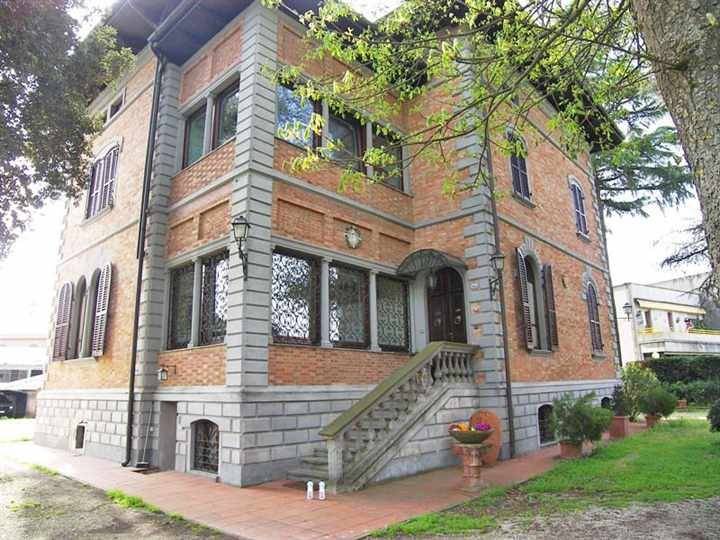 casa indipendente in vendita a Torrita di Siena