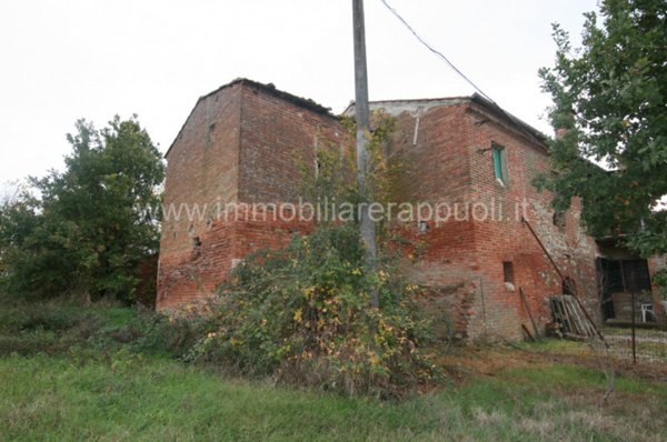 casa indipendente in vendita a Torrita di Siena
