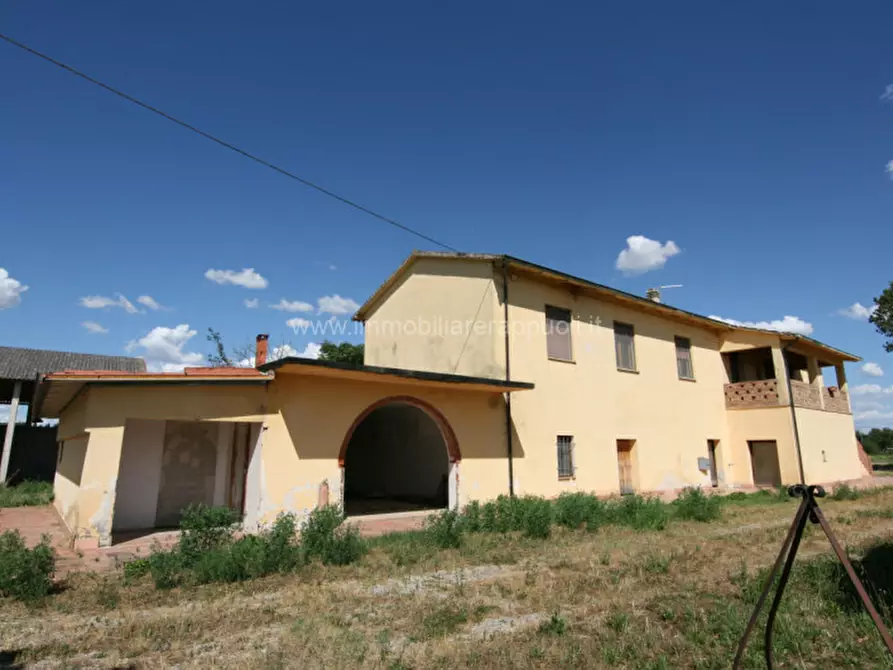 casa indipendente in vendita a Torrita di Siena