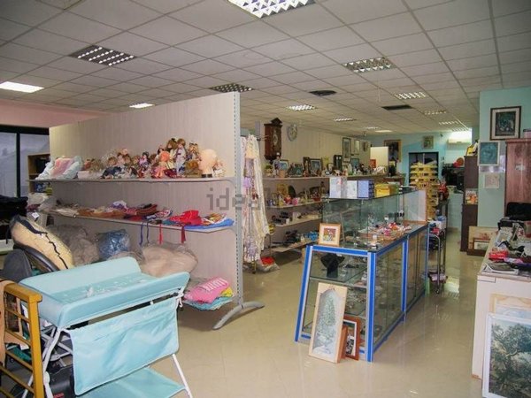 locale di sgombero in vendita a Torrita di Siena