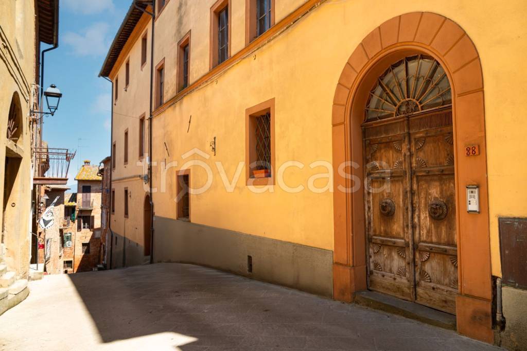 locale commerciale in vendita a Torrita di Siena