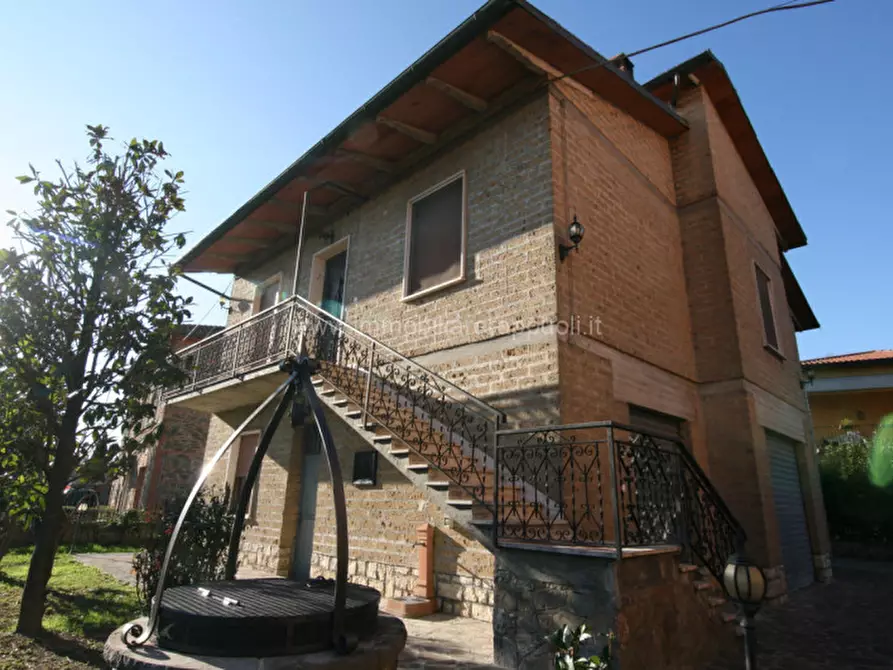 casa indipendente in vendita a Torrita di Siena