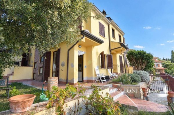 casa indipendente in vendita a Torrita di Siena in zona Montefollonico