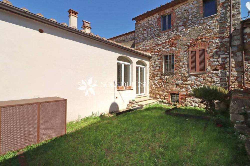 appartamento in vendita a Torrita di Siena in zona Montefollonico