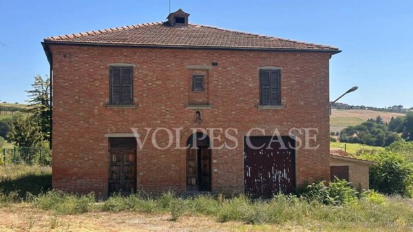 villa in vendita a Torrita di Siena