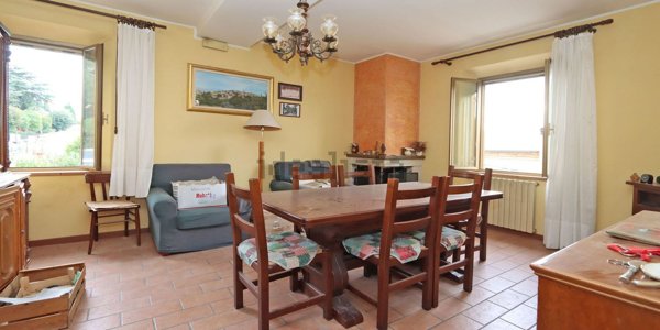 appartamento in vendita a Torrita di Siena in zona Montefollonico