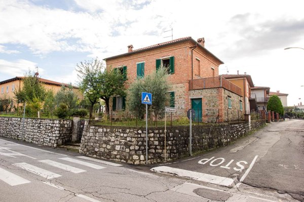 casa indipendente in vendita a Torrita di Siena