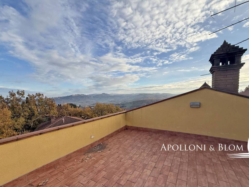 appartamento in vendita a Torrita di Siena in zona Montefollonico