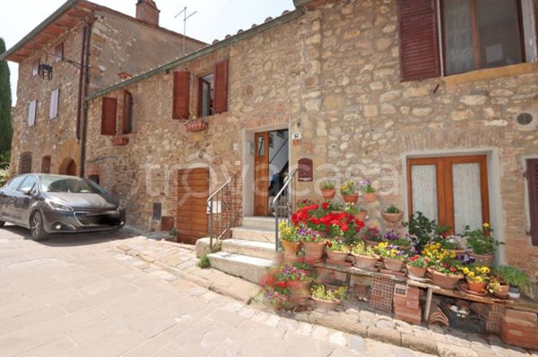 appartamento in vendita a Torrita di Siena in zona Montefollonico