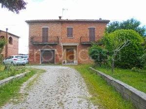casa indipendente in vendita a Torrita di Siena