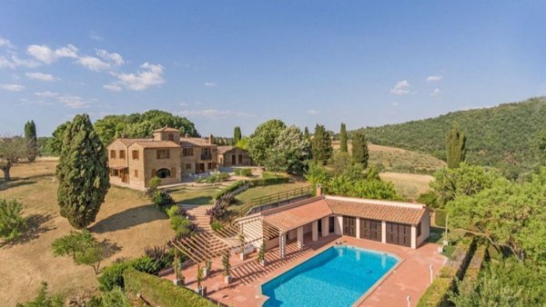 casale in vendita a Torrita di Siena