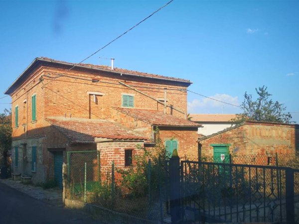 casa indipendente in vendita a Torrita di Siena
