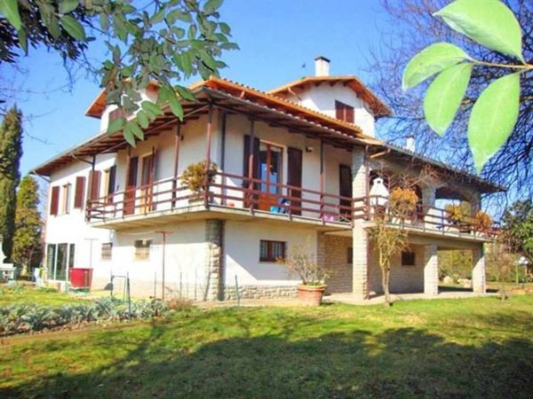 casa indipendente in vendita a Torrita di Siena