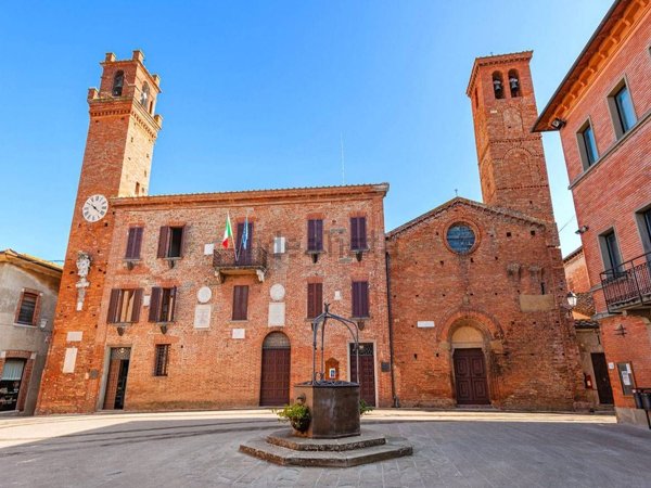 casa indipendente in vendita a Torrita di Siena