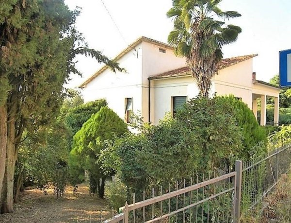 casa indipendente in vendita a Torrita di Siena