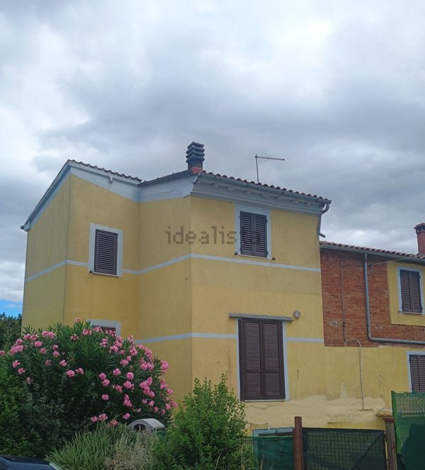 casa indipendente in vendita a Torrita di Siena