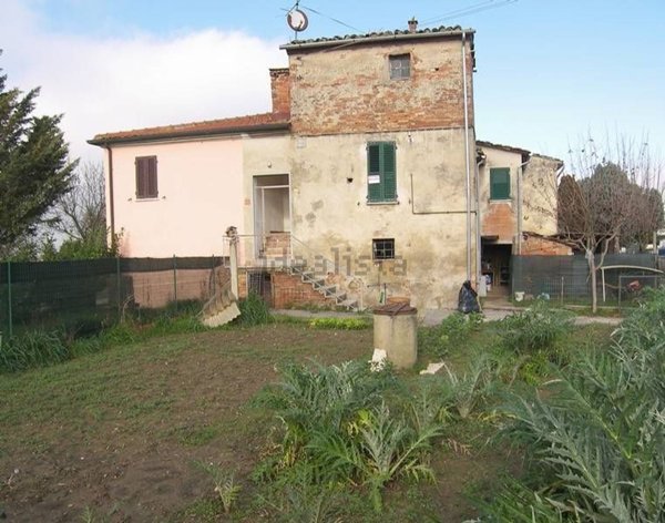casa indipendente in vendita a Torrita di Siena