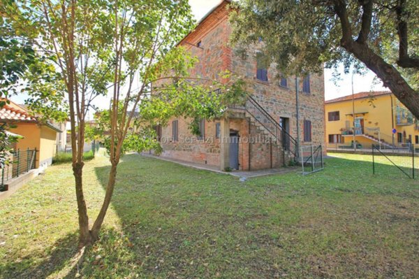 casa indipendente in vendita a Torrita di Siena