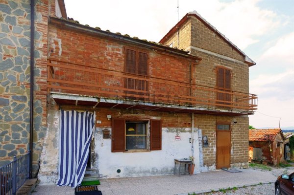 casa indipendente in vendita a Torrita di Siena