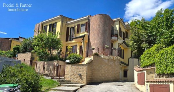 appartamento in vendita a Torrita di Siena in zona Montefollonico